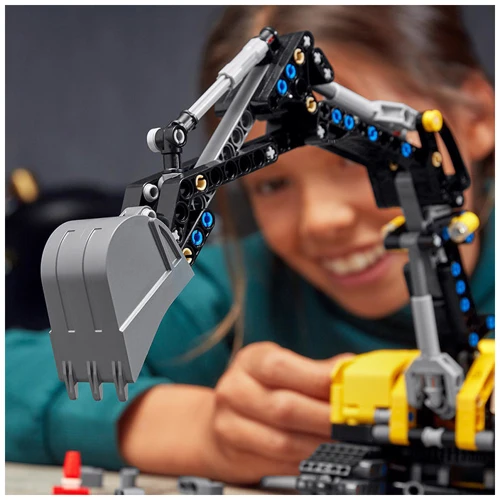 LEGO Technic Сверхмощный экскаватор (42121): Серия TECHNIC