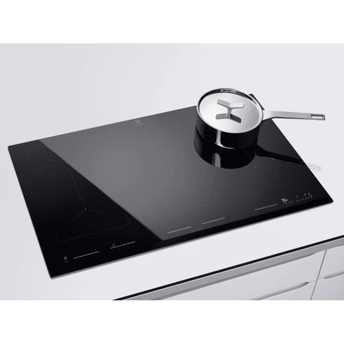 Варочная поверхность электрическая Electrolux EIV9467: Расположение панели спереди