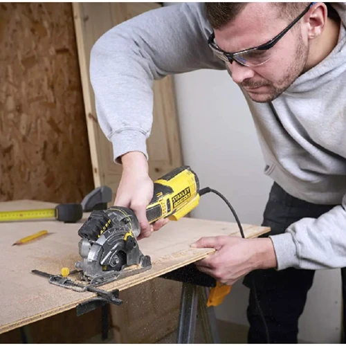 Дисковая пила Stanley FME380K UA