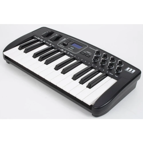 MIDI-клавиатура Miditech i2 Control 25: Размер клавиш Полноразмерные