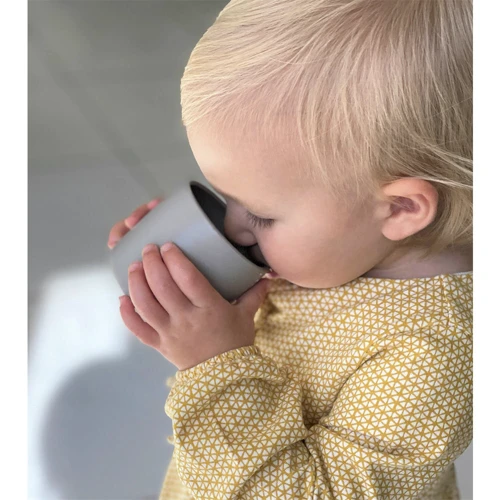 Чашка MinikOiOi Mini Cup силиконовая Powder Grey (101100004): Материал силикон