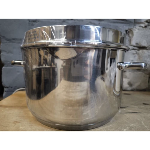 Con Brio СВ-1120 (Каструлі)(79012295)Stylus approved: Причина уцінки Небольшая примятость по краю верха кастрюли. Товар новый, запакованный. Комплектация: кастрюля, крышка
