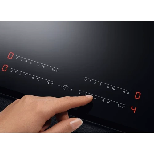 Варочная поверхность AEG IKE64450IB: Количество конфорок 4