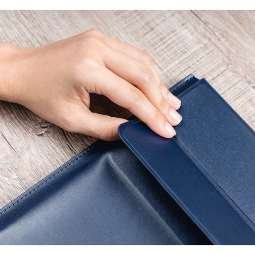 SwitchEasy EasyStand Leather Sleeve Midnight Blue (GS-105-232-201-63) for MacBook 13-14": Совместимость MacBook 13-14"