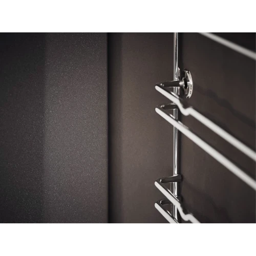 Духовой шкаф электрический Electrolux EOF5F50BX: Объем, л 65