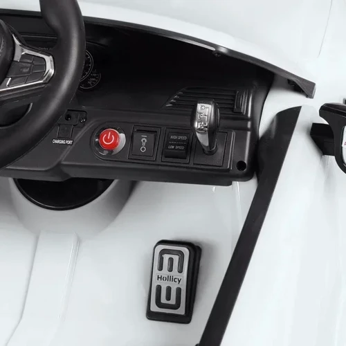Дитячий електромобіль Bambi Racer BMW M5 білий (M 4791EBLR-1): Матеріал корпусу пластик