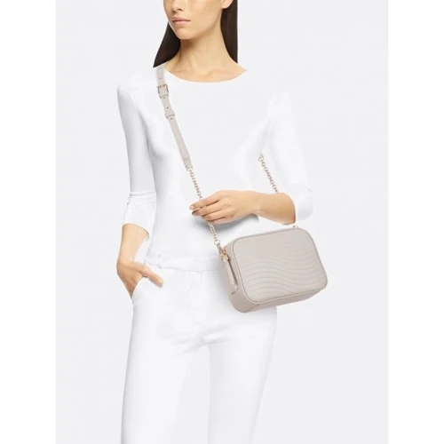 Женская сумка кросс боди Furla Swing Mini Crossbody молочная (1043356): Фактура Стеганая, Матовая, Гладкая