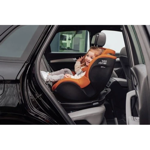 Автокрісло Britax-Romer Dualfix Pro M Classic Deep Black (2000040888): Матеріали обшивки текстиль
