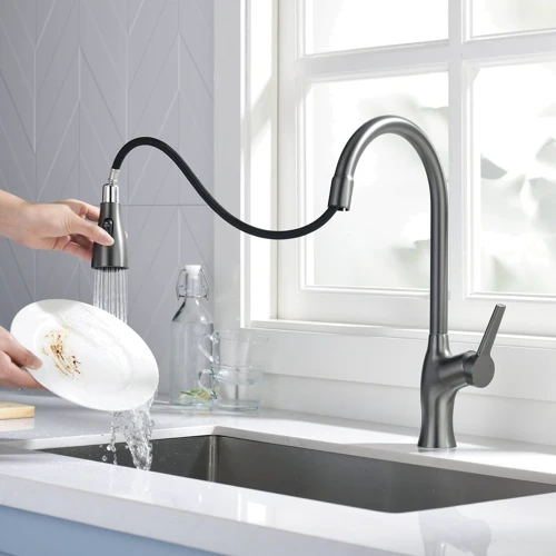 Смеситель для кухни Lefton Copper Kitchen Pull-Down Faucet with 3 Water Outlet Modes-KF2203 Grey: Материал Латунь