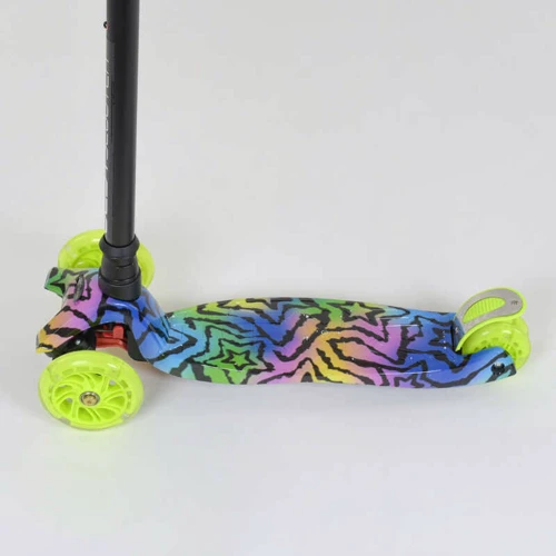 Самокат детский пластмассовый с алюминиевой трубкой руля + 4 колеса Black/Light green (83271): Максимальная допустимая нагрузка, кг 30