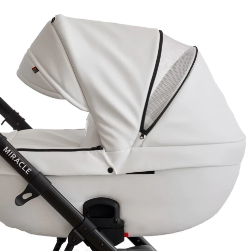 Универсальная коляска 2 в 1 Broco Miracle Black 9023-BMB-05, white, белый фото 15