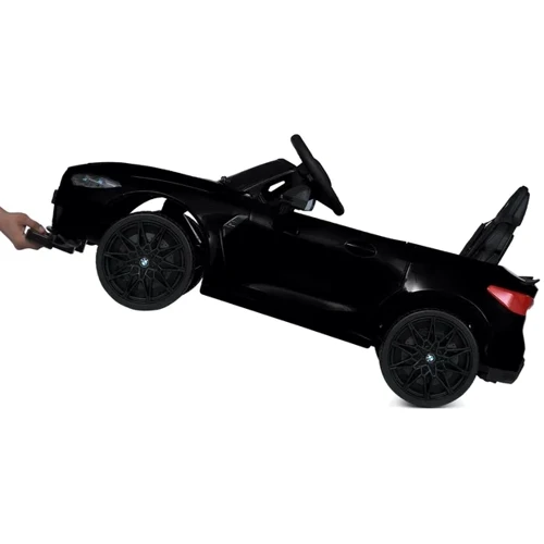 Дитячий електромобіль Bambi Racer BMW M4 чорний (M 5096EBLR-2): Матеріал корпусу пластик