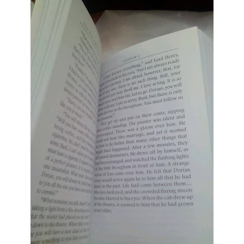Oscar Wilde: The Picture of Dorian Gray: ISBN 978-5-9908664-5-4