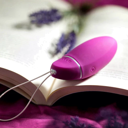 Lelo Luna Smart Bead Deep Rose - вагинальный тренажер с вибрацией, 8.2x3.4 см