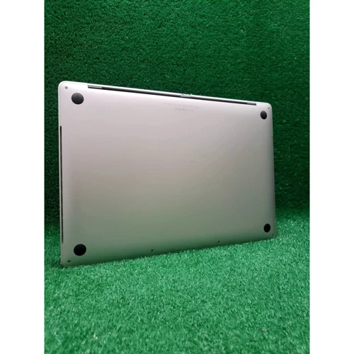 Apple MacBook Pro 15" Silver (MLW82) 2016 Approved фото 7