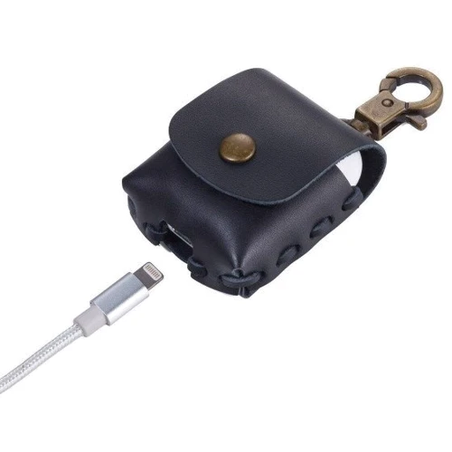 Чехол Troika Airpods для наушников натуральная кожа (APC10/BK)