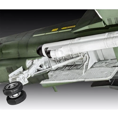 Сборная модель Revell Истребитель F-4G Фантом II "Дикая ласка" уровень 5 масштаб 1:32 фото 6