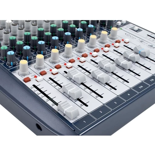 Микшерный пульт Soundcraft Signature 10 фото 6