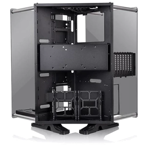 Корпус Thermaltake Core P90 TG/Black/Wall Mount/SGCC (CA-1J8-00M1WN-00): Материал передней панели закаленное стекле (5 мм)