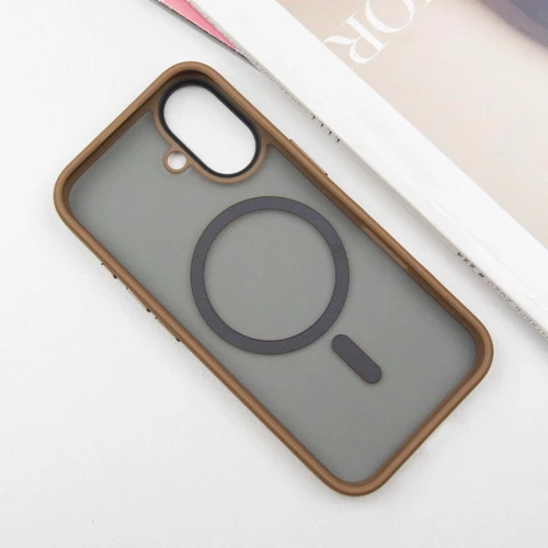 Чехол для iPhone Mobile Case TPU+PC Metal Buttons with MagSafe Gold for iPhone 16: Материалы поликарбонат и полиуретан