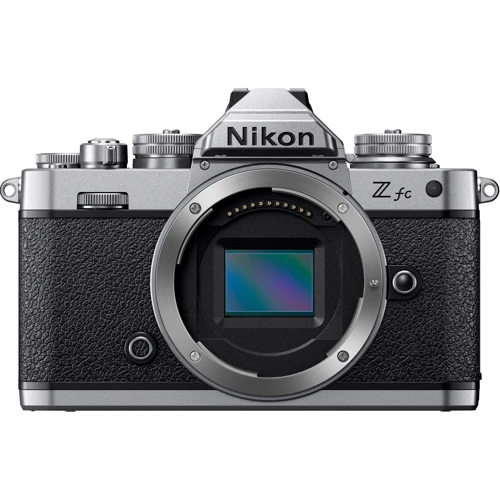 Nikon Z fc kit (16-50 + 50-250mm)VR (VOA090K003) UA: Размер матрицы 23.5x15.6 мм
