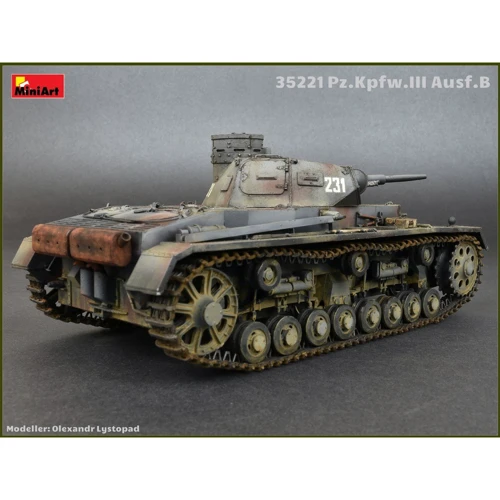 Сборная модель MiniArt Танк Pz.Kpfw.III Ausf.B с экипажем (MA35221) фото 11