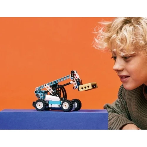 Конструктор LEGO Technic Телескопічний навантажувач 143 деталей (42133) фото 10
