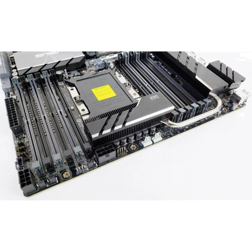 ASUS PRO WS C621-64L SAGE: Разъемы на плате USB 3.2 Gen 1, USB 2.0, SATA 3.0, M.2
