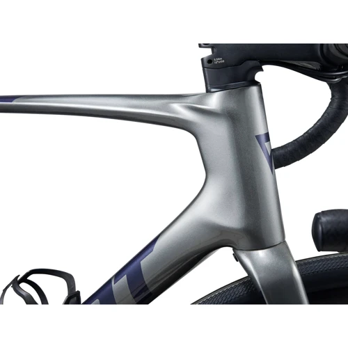 Велосипед Giant Defy Advanced 1 вугілля/Milky Way L (1031002147): Конструкція вилки Жесткая