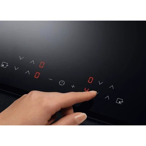 Варочная поверхность AEG IKB64301FB: Количество конфорок 4