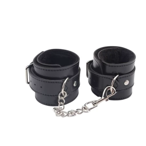 Оковы Chisa Obey Me Leather Ankle Cuffs