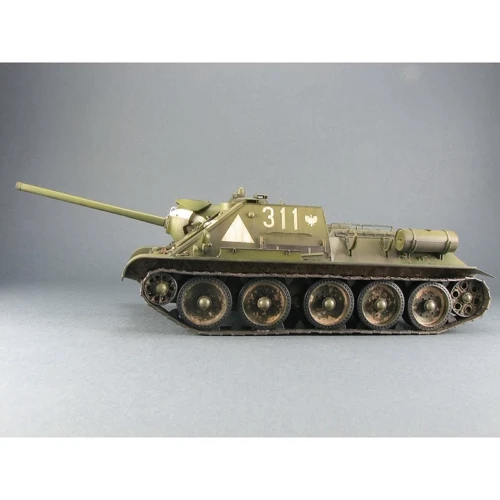 Сборная модель MiniArt Советская САУ СУ-85 образца 1944 г., ранних выпусков набор с полным интерьером (MA35204): Масштаб 1:35