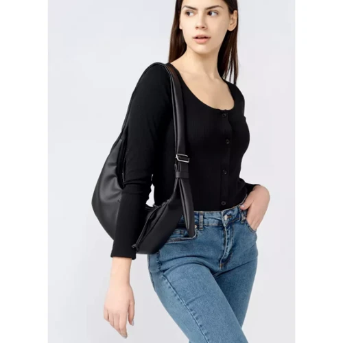 Женская сумка хобо Sambag HOBO S черная (53100001): Застежка Молния