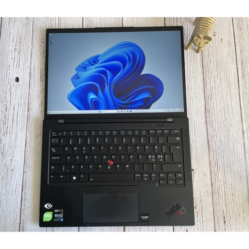 Ноутбук Lenovo ThinkPad X1 Carbon Gen 10 Approved Вітринний зразок: Виробник Lenovo