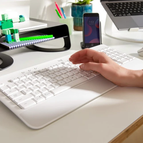 Клавіатура Logitech Signature K650 USB/Bluetooth White (920-010977): Підключення беспроводное