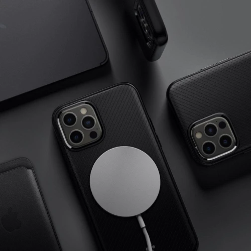 Чехол для iPhone Spigen Mag Armor Black (ACS01865) for iPhone 12/iPhone 12 Pro фото 12