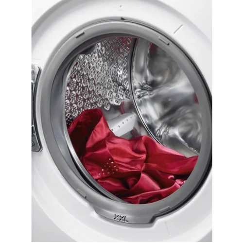 Стиральная машина AEG L8FNC68SP: Количество программ стирки 11
