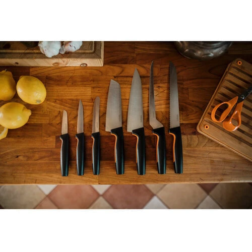 Ніж Fiskars Santoku FF кухарський 16 см (1057536) фото 4