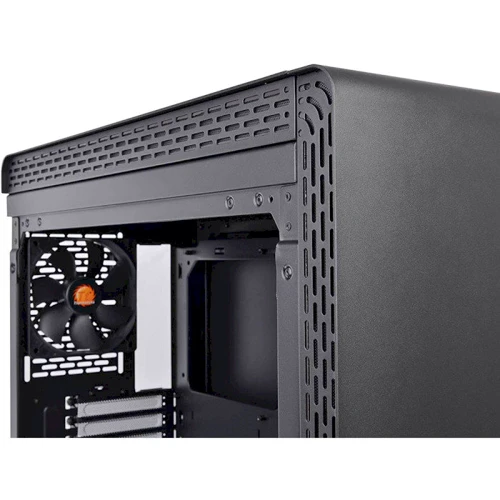 Корпус Thermaltake S500 Tempered Glass (CA-1O3-00M1WN-00): Материал передней панели сталь, закалённое стекло