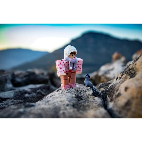 Игровая коллекционная фигурка Jazwares Roblox Mystery Figures Sapphire S2 (19814R): Тип Персонаж мультфильма, фильма