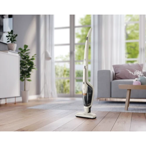 Пылесос Electrolux EERC73SW: Емкость пылесборника 0.5 л