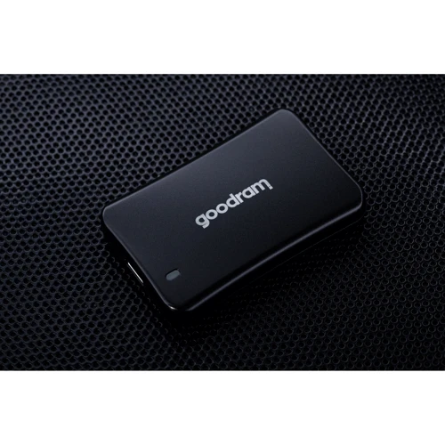 GOODRAM HX200 2 TB Black (SSDPR-HX200-2K0) UA: Интерфейс подключения USB Type-C