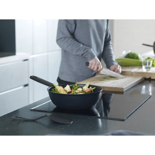 Fiskars Wok Hard Face 28 см 4.5 л (1052233): Тип сковороды ВОК