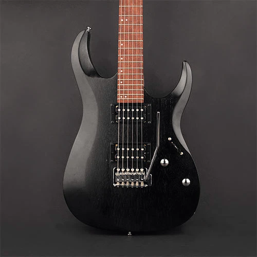 Електрогітара CORT X100 (Open Pore Black): Форма корпусу Superstrat