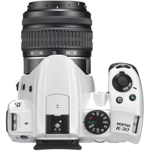 Pentax K-30 Kit (DA L 18-55mm) White: Кількість мегапікселів 16.3