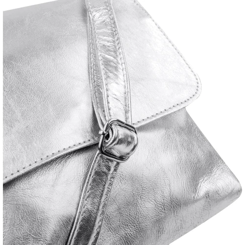 Женская сумка почтальонка TuNoNа серебристая (SK2472-silver): Фактура Глянцевая, Гладкая