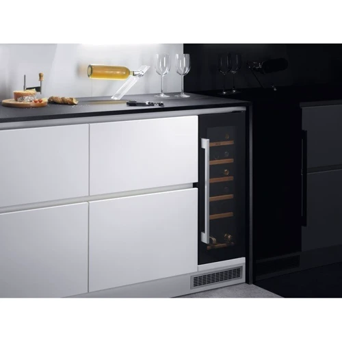 Встраиваемый винный шкаф AEG SWB63001DG: Количество температурных зон 1