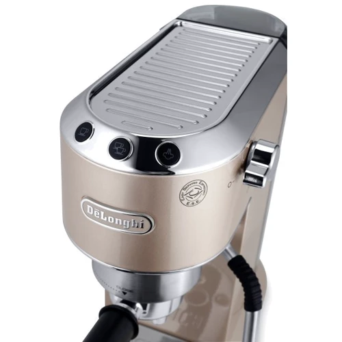 Кофеварка DeLonghi EC 885 BG: Объем резервуара для воды, л 1.1