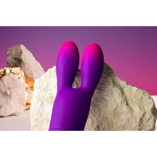 Вибратор Rocks Off Glo Girl Bunny