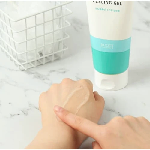 Jigott Vita Solution 12 Calming Peeling Gel Пилинг-гель успокаивающий 180 ml: Назначение Пилинг, Очищение